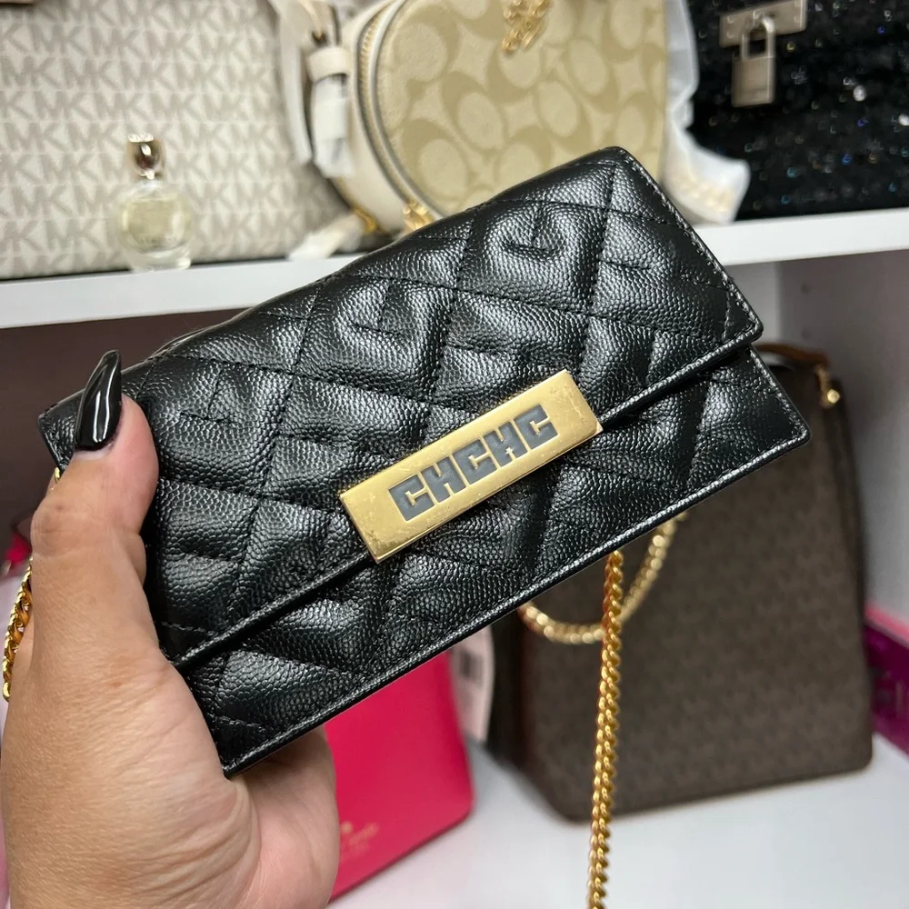 SOLD 🌷🙏🙏🙏🙏Mini crossbody carolina herrera brand new - Picture 1 of 1